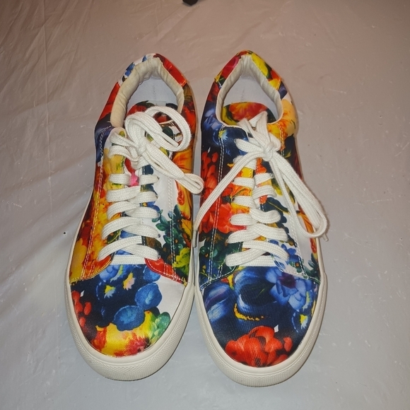 Nanette womens floral lace-up sneakers size 8M - Picture 2 of 9
